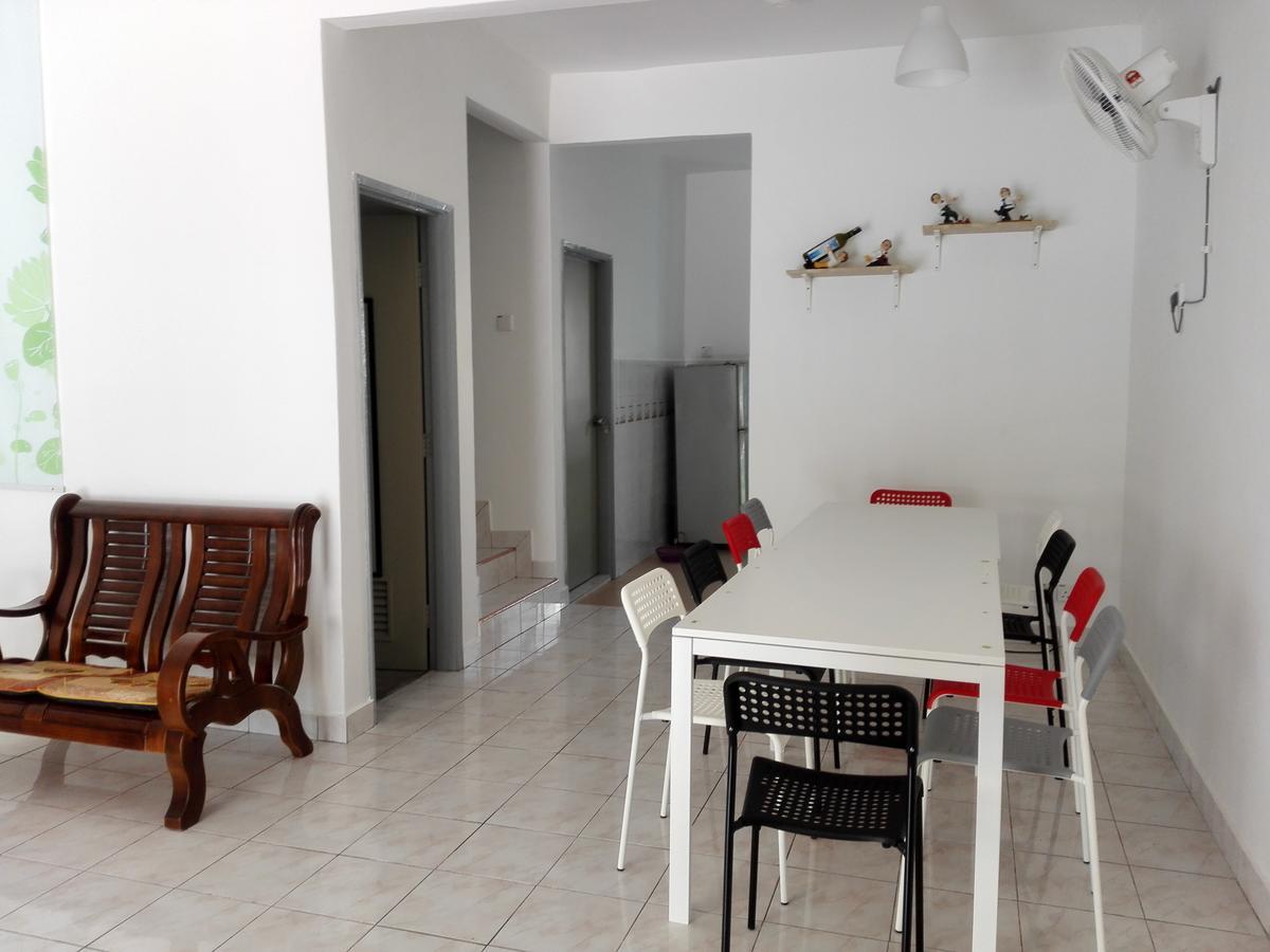 Wong Bentong Makmur Homestay エクステリア 写真
